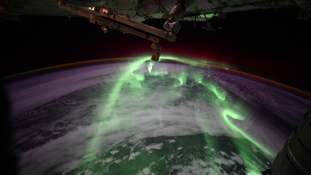 The most spectacular aurora of the εpsilon mission (so far!)