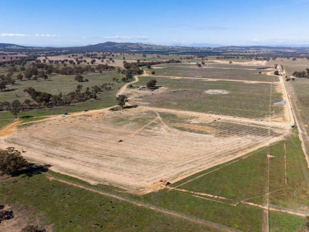 Amazon pens PPA for 220MWh solar-plus-BESS site in Australia